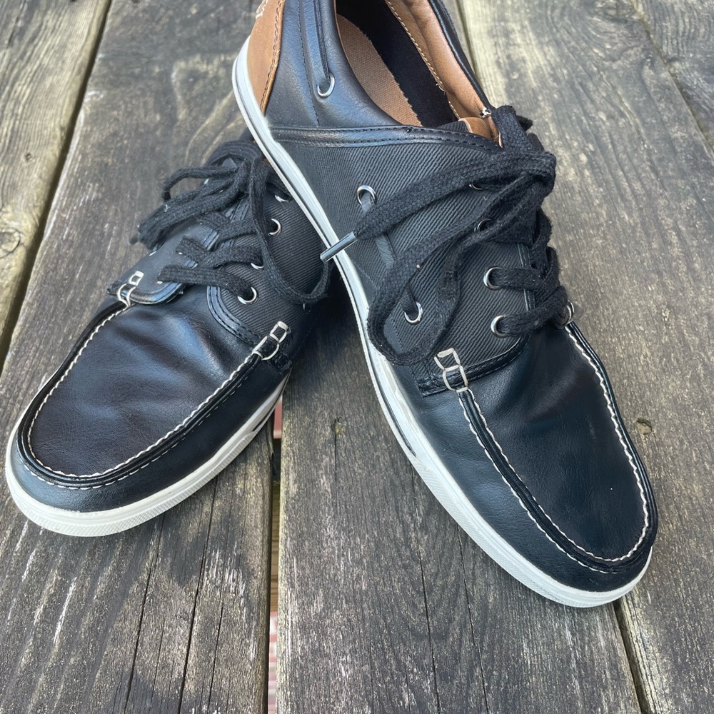 Mens shoe